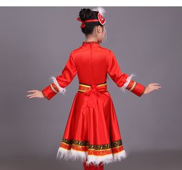 云南民族学生服装设计生产